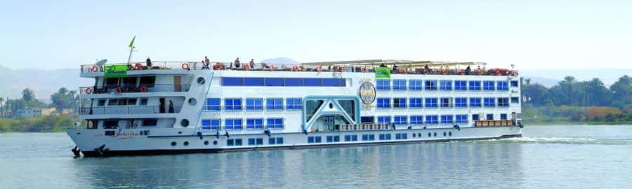 Sailing Nile cruise from Aswan to Luxor 2 nights - The ship and meals: what’s included, what you’ll pay for