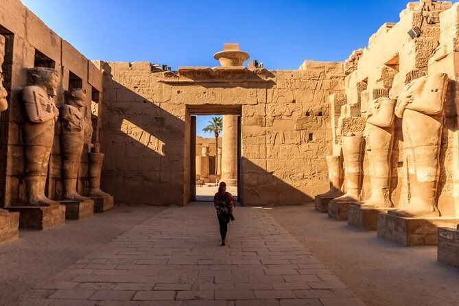 Sailing Nile Cruise from Aswan to Luxor for 2 Nights - Day 2 in Edfu: horse-and-carriage to the Temple of Horus