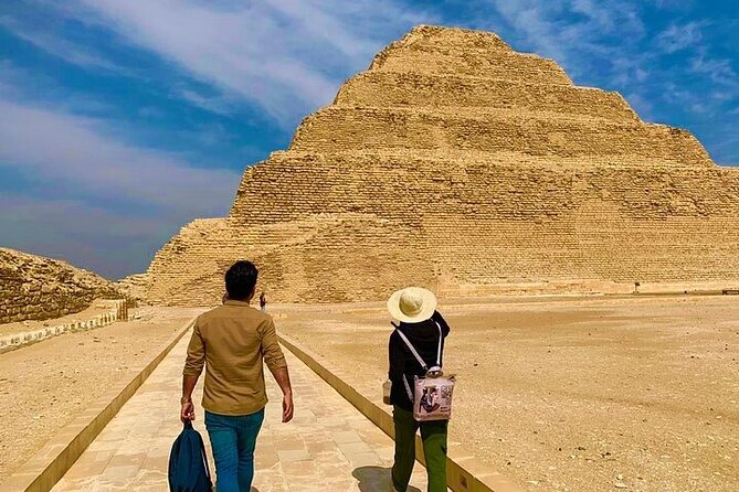 Saqqara, Dahshur - 10%to stray dogs and cats - Dahshur and Saqqara in one day: the smartest order