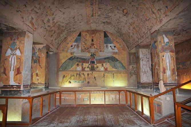Shared Day Tour to Valley of the Kings &Hatshepsut Temple&Memnon - Guide time: how to get the most from your Egyptologist