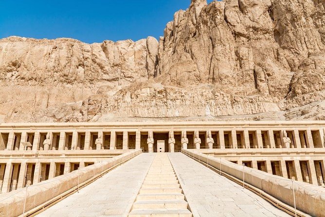 Shared Day Tour to Valley of the Kings &Hatshepsut Temple&Memnon - Pickup, group size, and the “shared” part of the day