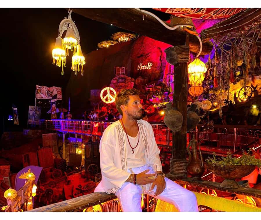 Sharm el Sheikh: Farsha Cafe & Soho Square Night Out Driver - A realistic look at prices and shopping in Soho Square