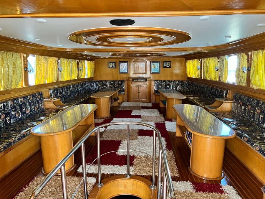 Sharm: Luxury Private Yacht with optional Lunch & Drinks - Snorkeling guidance: what you get and how to use it