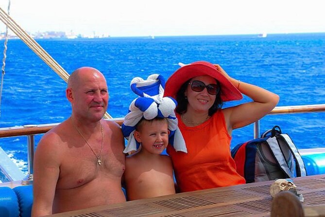 Sharm: Pirates Sailing Boat Ras Mohammed & White island and Lunch - White Island: When the Photo Stop Feels Like a Bonus, Not a Detour