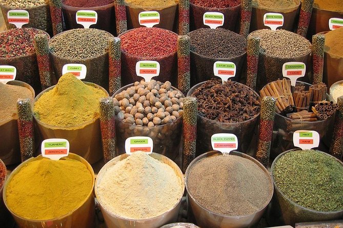 Shopping Trip By Private Car & Private Guide - hurghada - Smooth Door-to-Door Pickup in Hurghada