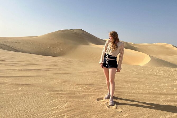 Siwa Sunset Desert Safari، Sand board activity & Optional Dinner - Desert Camp Evening: Traditional Dinner and Star Gazing