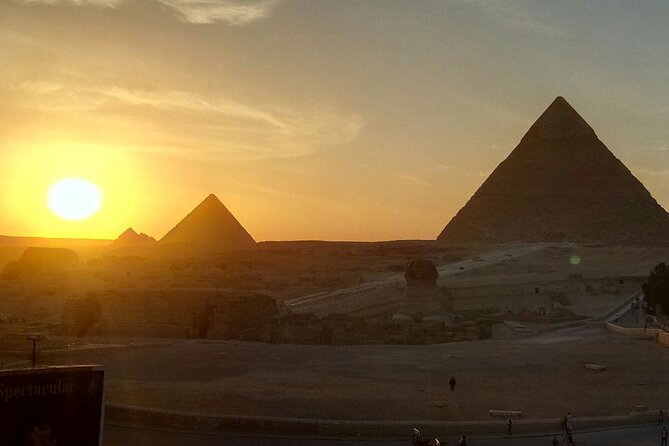 small group trip to Cairo from Hurghada - Egyptian Museum: Tutankhamun’s golden coffin and how your time gets used