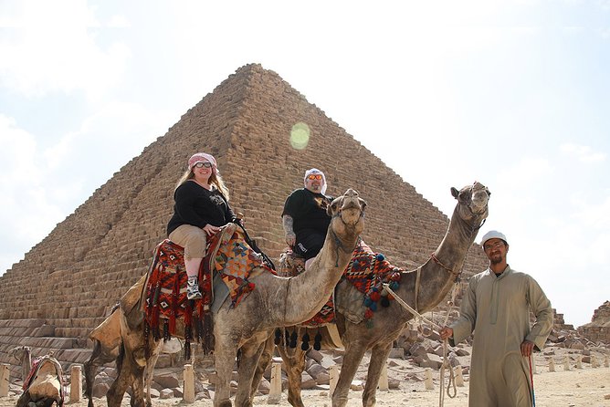 Stopover Tour of Cairo - Stop 2: Egyptian Museum for Tutankhamun and the pharaonic highlights (2 hours)