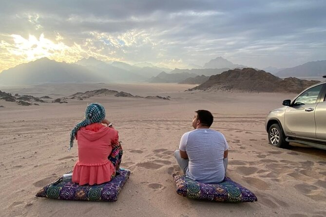 Sunset, Candle Light Dinner & Star Gazing from Hurghada - Pickup, Comfort, and the 15-Person Limit