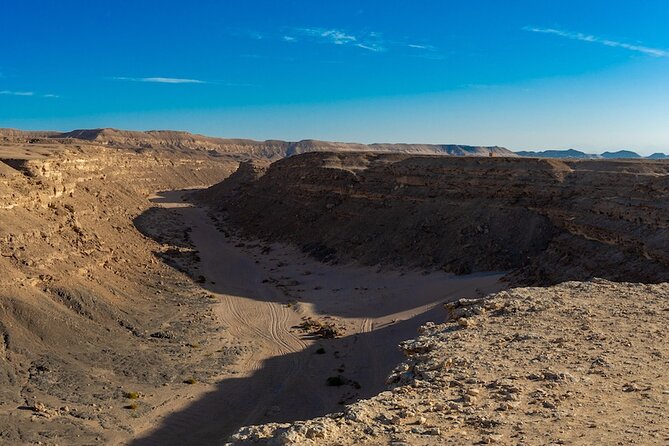 Sunset Luxury Experience to Dry Canyon Wadi Belli - Fossils and the Red Sea Idea: How to Look at Rocks Like a Story