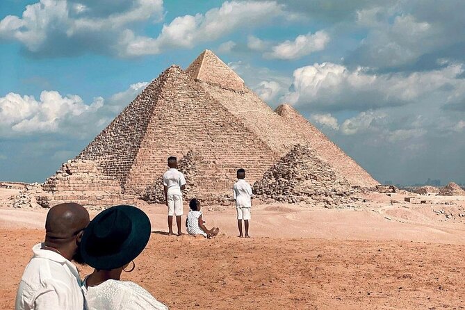 The best private inclusive half day tour at Giza pyramids . - From hotel pickup to the Giza Plateau: the day starts smoother