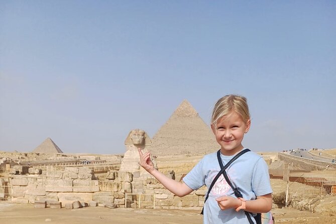 The Giza Pyramids, the Great Sphinx, and Local Lunch. - Local Lunch at Giza: Kushary or Falafel to Keep You Going