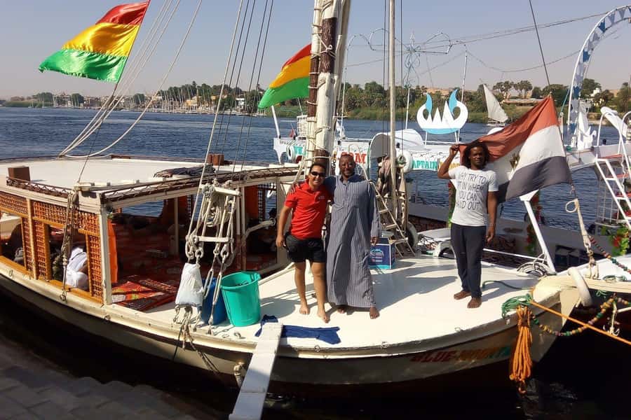 The Nile: Felucca Ride with Meal and Transfers - Boarding the felucca: what you’ll do on the water