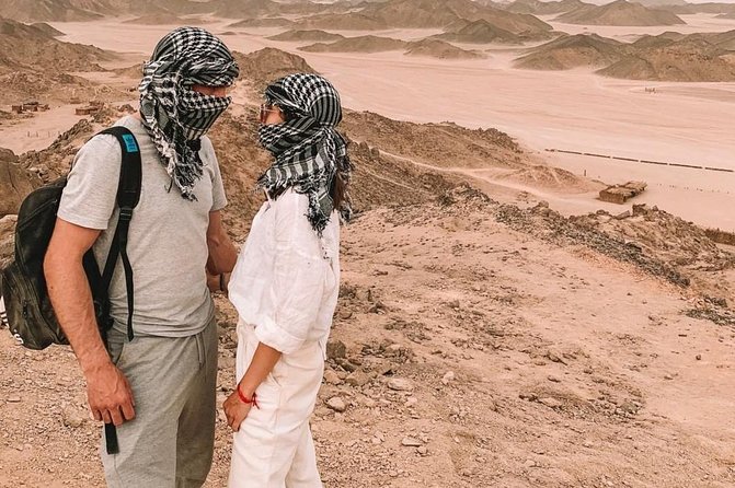 The Super Desert Safari Jeep Tour from Hurghada - Guides, safety, and group vibe: what makes this tour feel run well