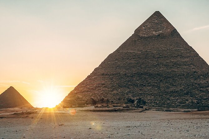 TOP Private ALL INCLUSIVE Pyramids,New Grand museum, Lunch,camel - Lunch at a Local Egyptian Restaurant: Great in the Plan, Verify in the Price