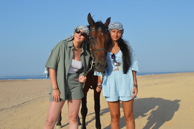 Tour in Hurghada Arabian Night and Star Watching - Dinner, soda, tea or coffee: the meal that helps the whole show work