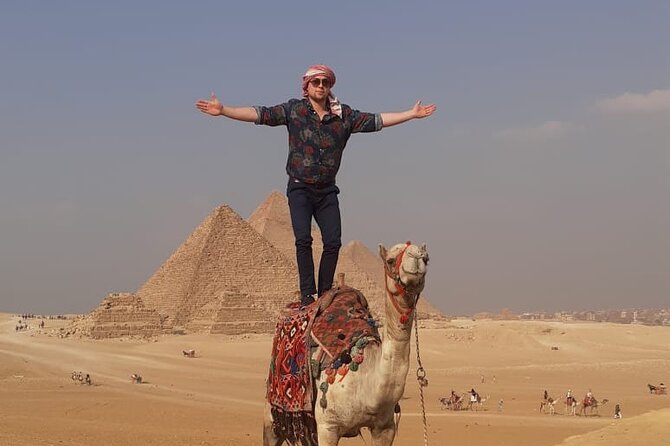 Tour to Giza Pyramids, Sakkara Pyramids, Memphis & Dahshur - Stop 1: Giza Plateau, Great Pyramid views, Sphinx, and the Valley Temple
