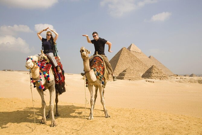 Tour to Giza Pyramids, Sphinx, Valley Temple, Camel Ride & Lunch - Stop 1 at the Pyramids: Cheops and Khafre Up Close