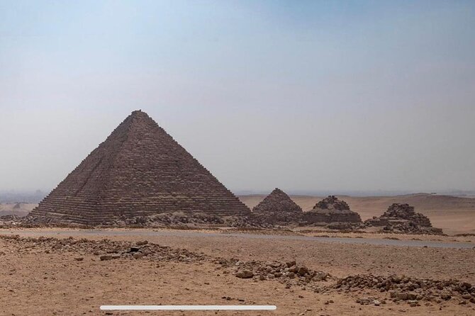 Tour to Giza pyramids Sphinx with local guide - Key points at a glance
