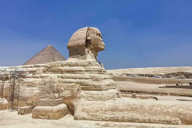 Tour to Giza pyramids Sphinx with local guide - Transportation and comfort: half-day sanity in Cairo traffic