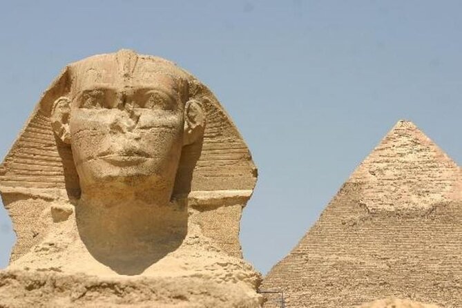 Tour to Pyramids and The Egyptian Museum from Cairo - Lunch in Cairo: local restaurant time, minus the drinks