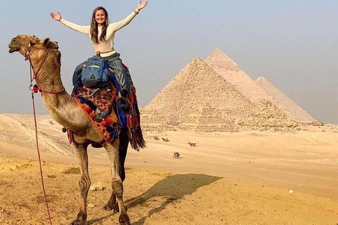 Tour to Pyramids and The Egyptian Museum from Cairo - Valley Temple of Chephren: the quieter side of the pyramid complex