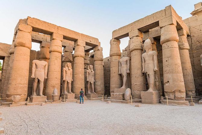 Tour to The East & West Bank of the Nile - Colossi of Memnon: the short stop that still hits hard