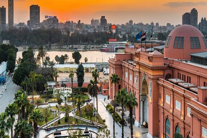 Tour to the Giza Pyramids,Sphinx,Egyptian Museum , Khan elKhalili - How this Cairo day tour earns its value
