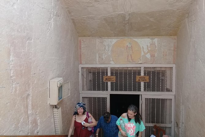 Trip to valley of the kings from Hurghada small group - Karnak Temple and the hypostyle hall: where names matter more than guesses