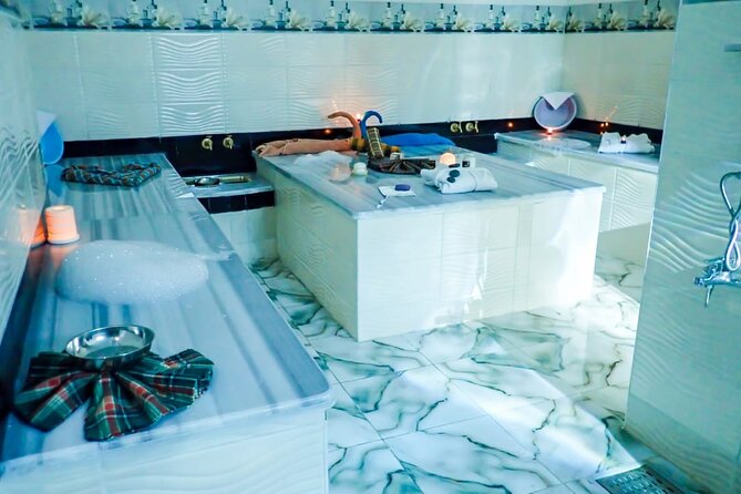 Turkish bath and full body massage Turkish hammam - Peeling and aromatherapy treatments: skin comfort and the mood set