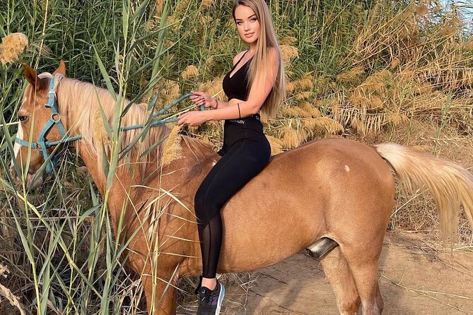 Two hours adventure Horse Riding with Transfer From Hurghada - The guide, the gear, and why comfort is part of the experience