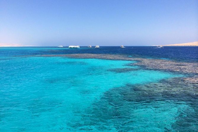 Udflugt til Ras Mohammed National Park & White Island med båd - From hotel pickup to port: how the day starts in Sharm el Sheikh