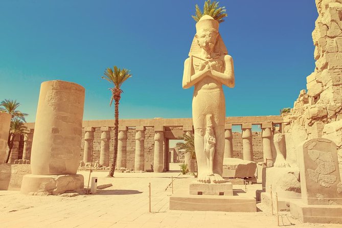 Ultimate Luxor Experience: Guided Tour with Lunch, Temples& Tombs - Colossi of Memnon and crossing the Nile for lunch