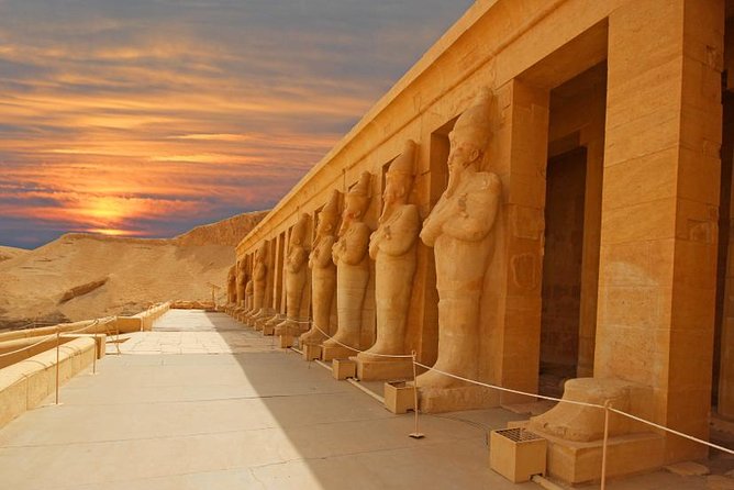 Ultimate Luxor Experience: Guided Tour with Lunch, Temples& Tombs - Luxor Temple: sphinx-lined approach and the East Bank finale