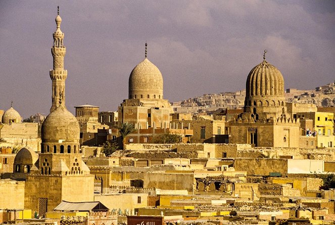 Unusual 4 hours Tour Garbage & City of the Dead, St Simone church - Key highlights you’ll remember