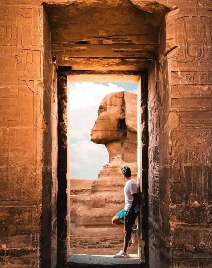 Unveil the Secrets of the Giza Pyramids & the Great Sphinx - Stop 1: The Great Pyramid of Khufu (First Impressions Count)