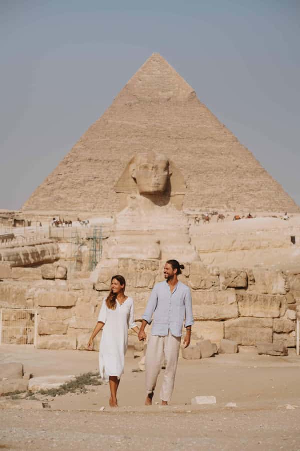 Unveil the Secrets of the Giza Pyramids & the Great Sphinx - Stop 2: Khafre and Menkaure Pyramids (Symmetry and Differences)
