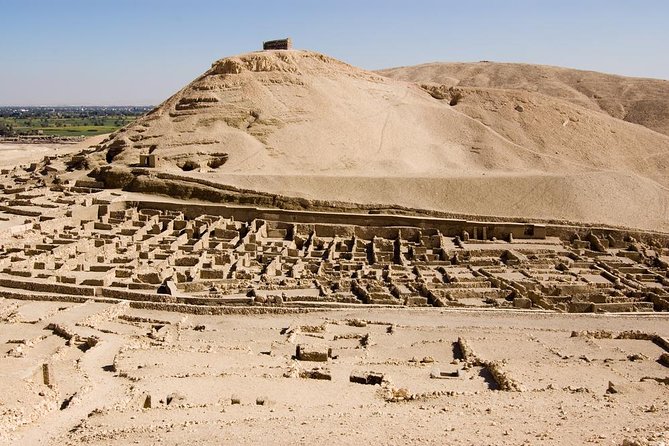 Valley Of The Nobles, Valley Of The Artisans and Deir El-Medina - Valley of the Nobles: small in size, big on paintings