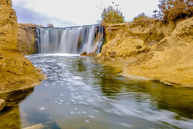 Valley of Whales and Wadi El Rayan Water Falls Day Tour from Cairo - Wadi El-Rayan: Waterfalls, Springs, and the Upper-Lower Lake Feeling