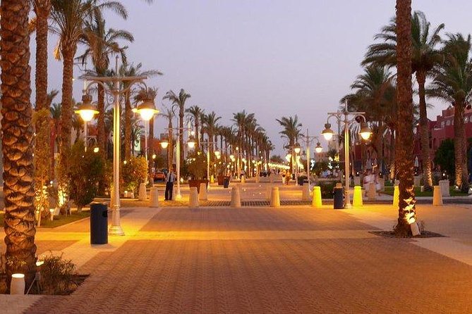 VIP City Tour and Sea Food With Guide And Transfer - Hurghada - Price and logistics: where the real cost story comes from