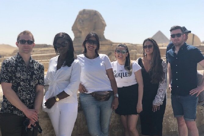 Vip Day Tour to Giza Pyramids, Sphinx, Gem Museum, and Lunch - Sphinx Stop: Making the Most of 30 Minutes