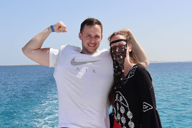 ViP Full Day Swimming With Dolphin Sea Trip With Lunch - Hurghada - Dolphin encounters: what to expect (and what not to bet on)
