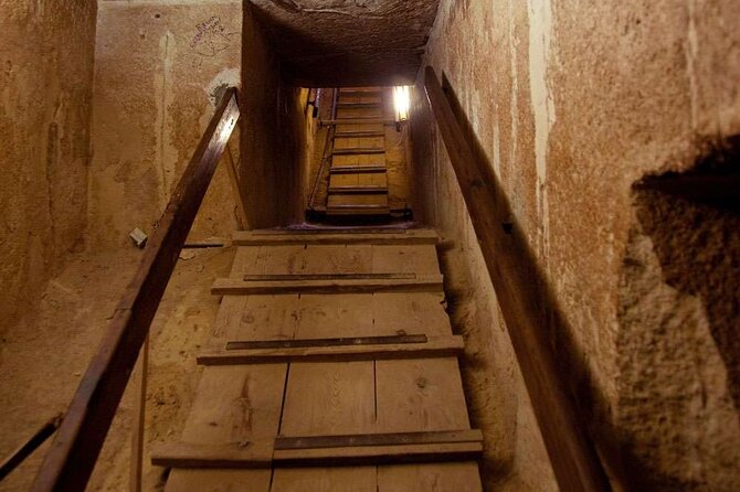 VIP Tour inside Giza Pyramids - Panoramic views and photo time without the usual pressure