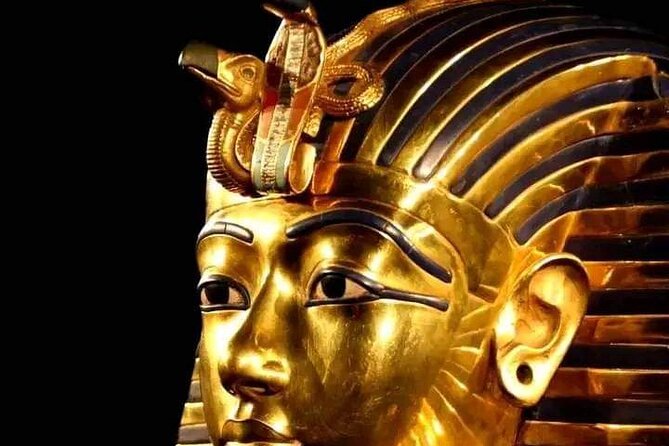 Vip Tour to Giza pyramids, Sphinx , Egyptian museum , Bazaar - Egyptian Museum Focus: King Tut’s Golden Finds (2 Hours)