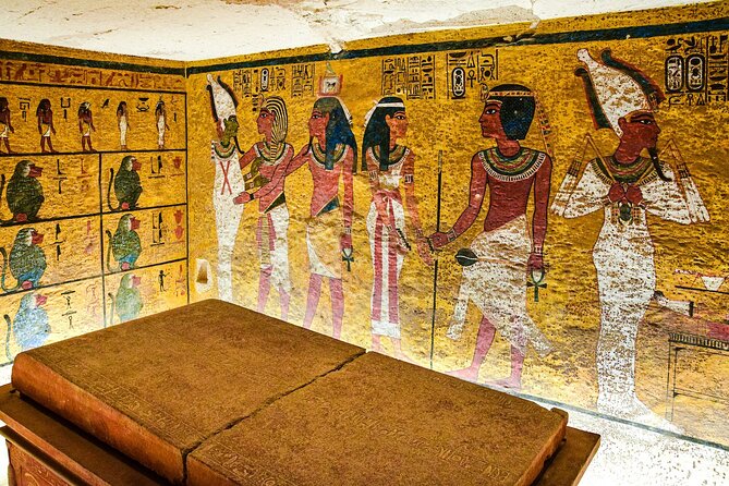 West Bank Wonders at Kings Valley and Hatshepsut Temple - Colossi of Memnon: A 10-Minute Pause That Still Feels Monumental