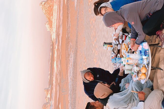 White Desert Overnight Tour From Cairo - Day 1 White Desert formations: mushrooms, valleys, and panoramic views