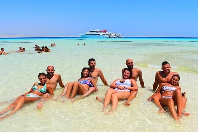 White Island & Ras Mohamed: Full-Day Snorkeling Adventure - On-Deck Breaks and Real-Time Enjoyment Between Swims