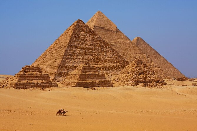Wonderful Full Day Egyptian Museum and Great Pyramid - Making the most of the pyramid stop (without overdoing it)