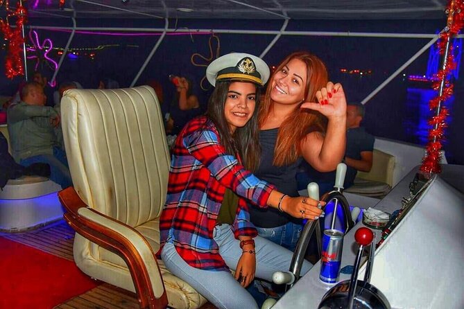 Yacht Cruise with Dinner & Oriental Show - Key highlights to notice before you book